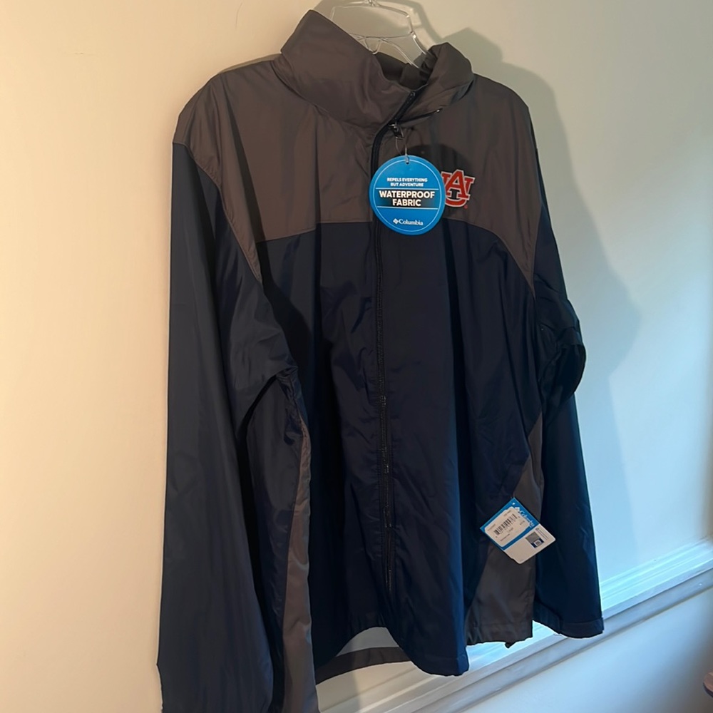 NEW Auburn University Columbia Rain Jacket Large